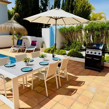 Naranja - Sea View With Private Pool In